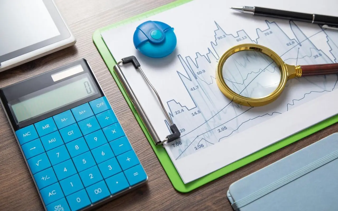 Analiza kosztów i przychodów: klucz do finansowego sukcesu firmy