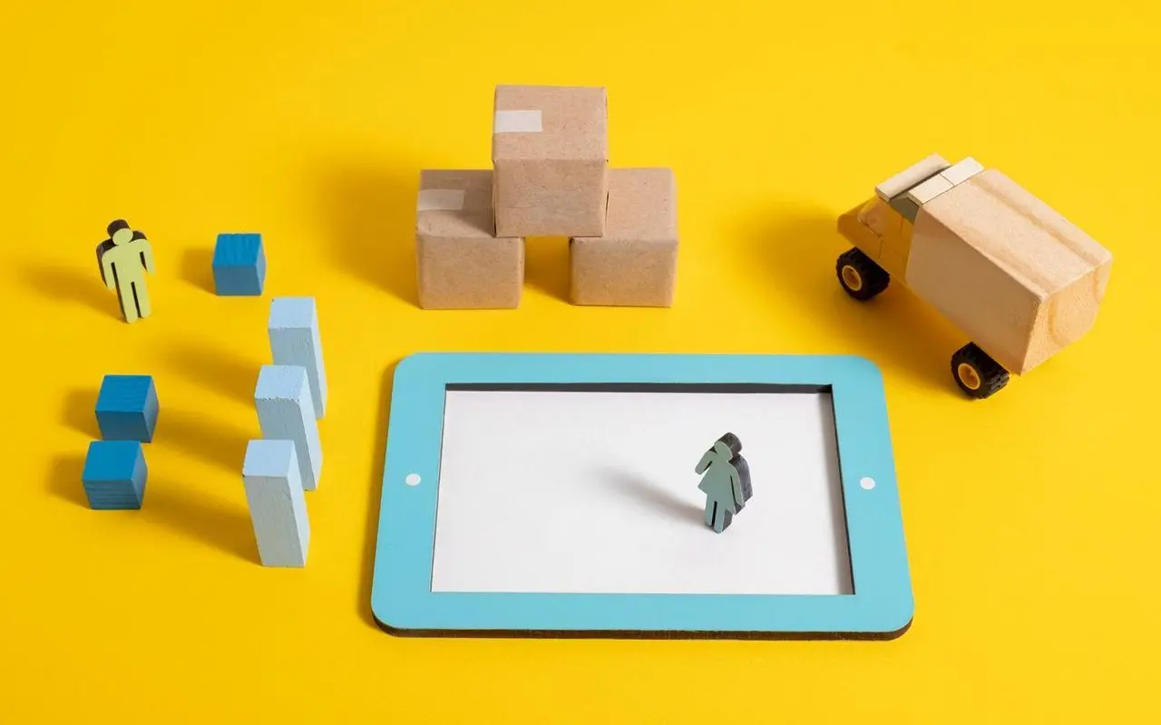 Dropshipping czy własny magazyn – co wybrać przy ograniczonym budżecie?