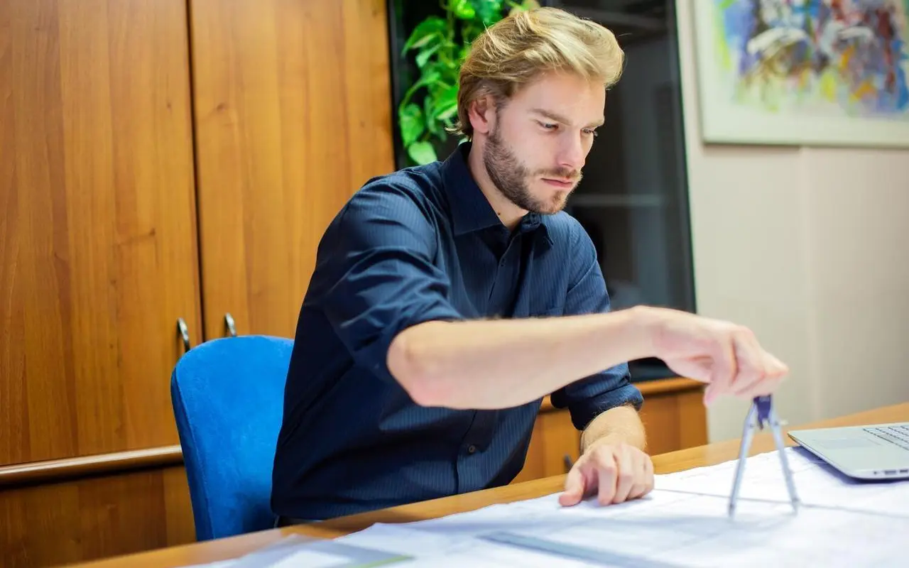 Jak założyć firmę krok po kroku: przewodnik dla początkujących